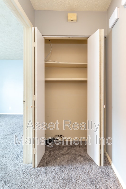 Building Photo - 9157 Cedarpark Ln NW