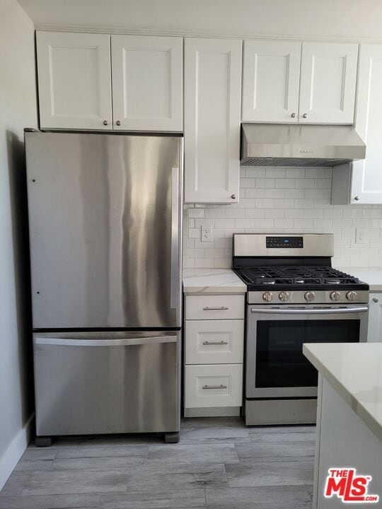 Building Photo - 5405 Russell Ave