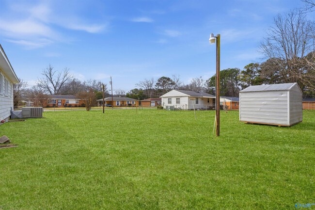 Building Photo - 1601 Armstrong St NW