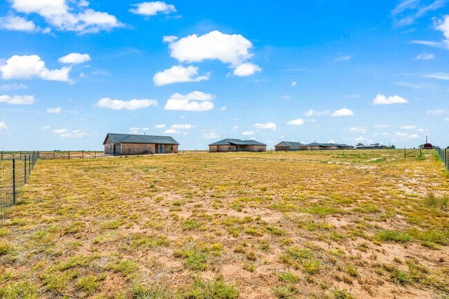 Building Photo - 10529 East C R 7400