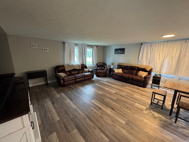 Building Photo - 3 Bed in Wooster