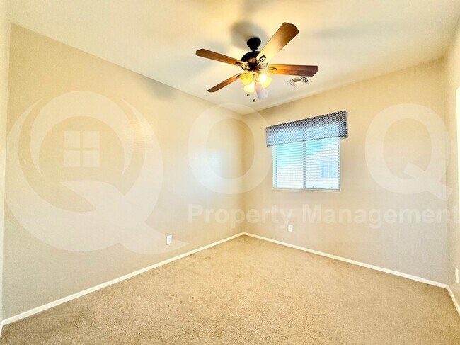 Building Photo - 4138 E Thunderheart Trail