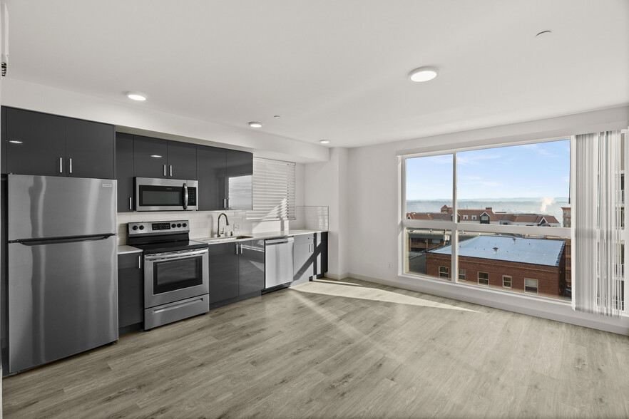 1 Bedroom Deluxe Kitchen/Living - The Ruby