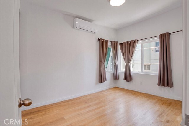 Building Photo - 3600 The Strand