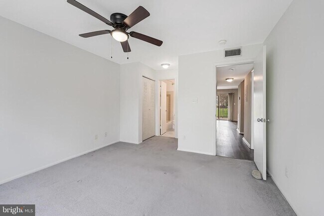 Building Photo - 1719 Ascot Way