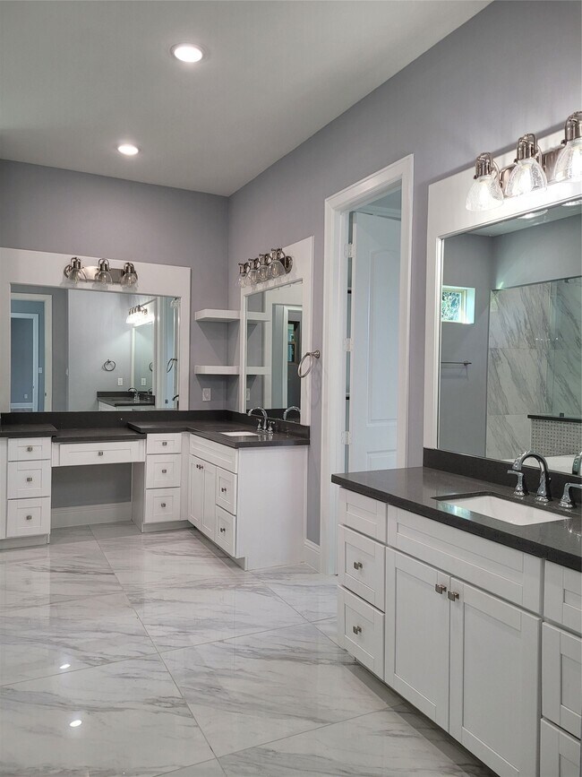 Building Photo - 9729 Neuens Rd