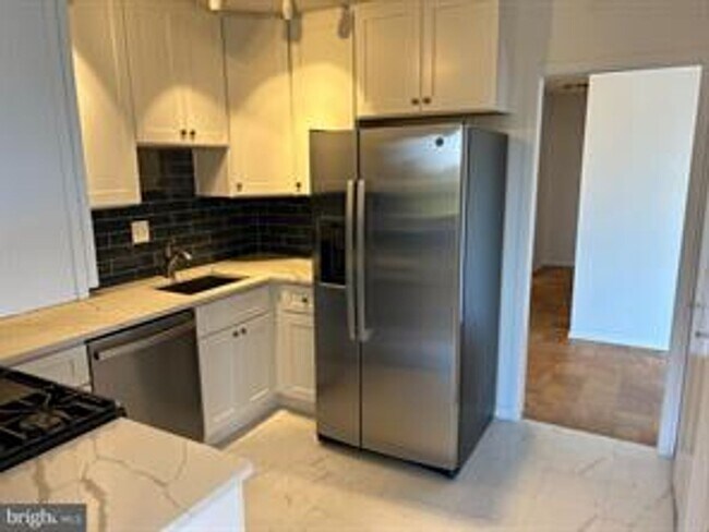 Building Photo - incredible view from the unit, 2 bedroom and 2 full bath