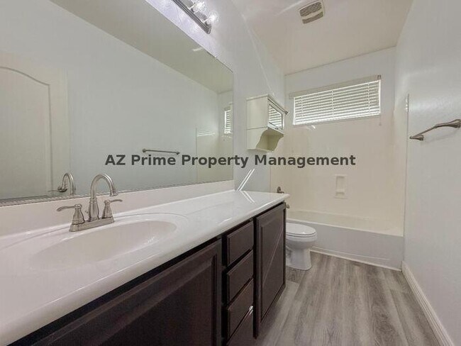 Building Photo - 18649 W Williams St