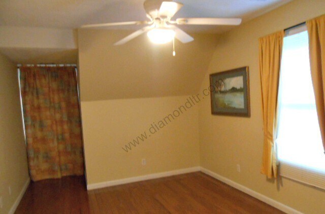 Building Photo - Three Bedroom Lowcountry-Style Home on 1 Acre of Land