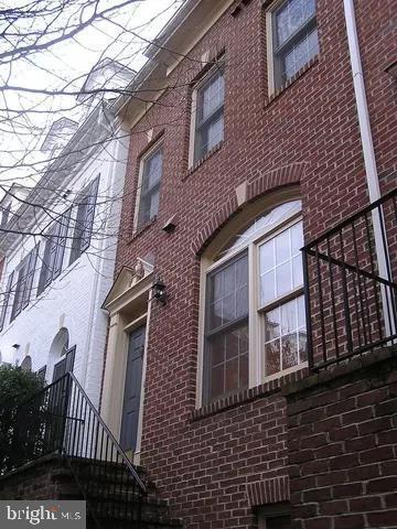 Building Photo - 8849 Ashgrove House Ln