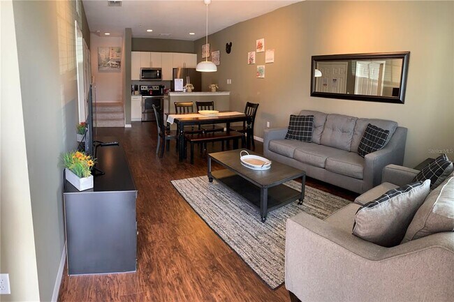 Building Photo - 3225 Cupid Pl