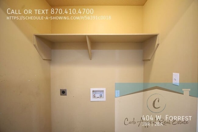 Building Photo - 404 W. Forrest-