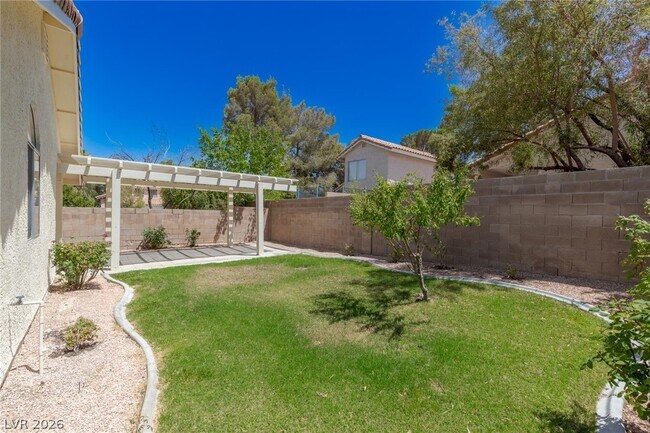Building Photo - 2803 Mirage Rd