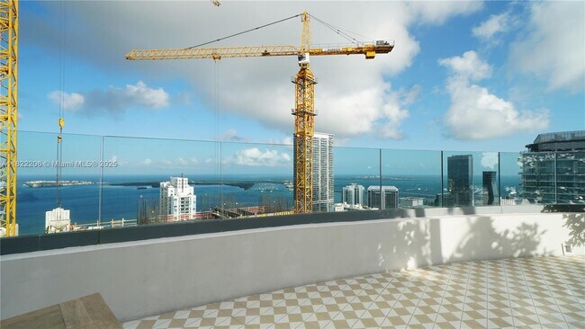 Building Photo - 801 S Miami Ave