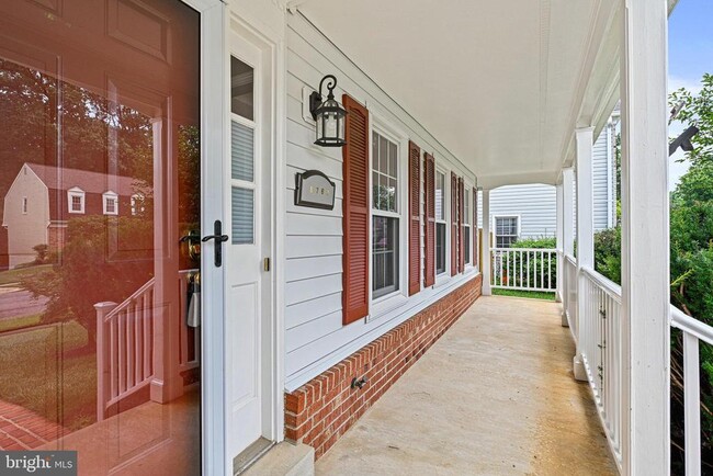 Building Photo - 9760 Hatmark Ct