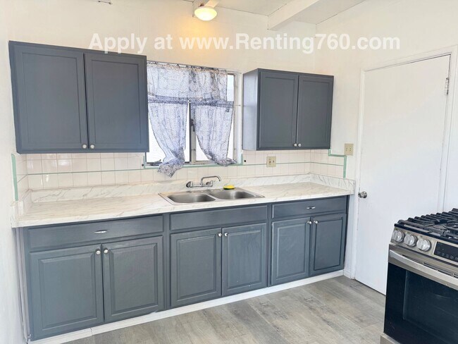 Building Photo - 6462 Palo Verde Ave