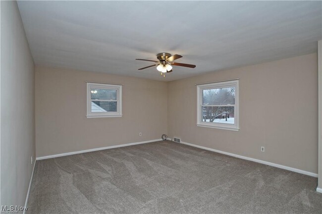Building Photo - 4537 Birchwold Rd