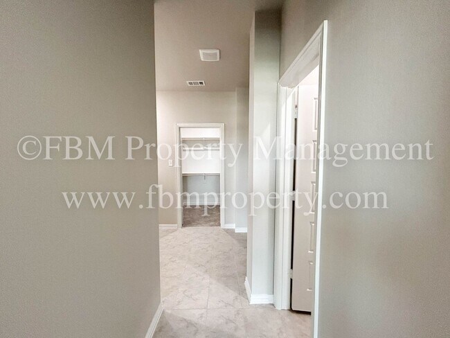 Building Photo - 1773 Ethereal Ln