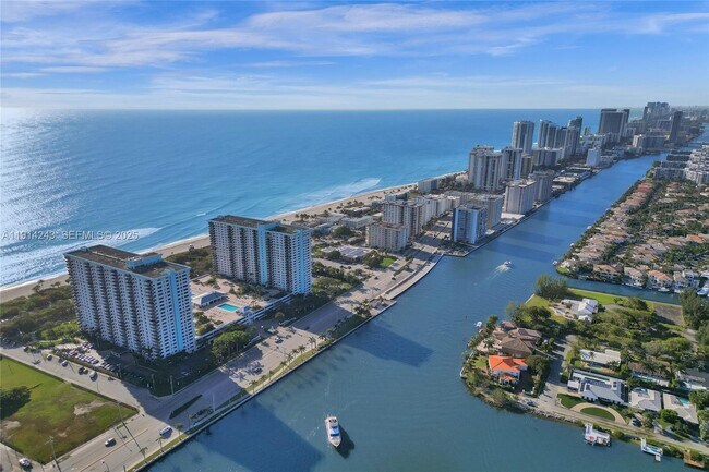 Building Photo - 1201 S Ocean Dr