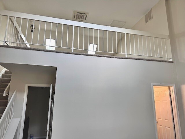 Building Photo - 10 Lovett Ct