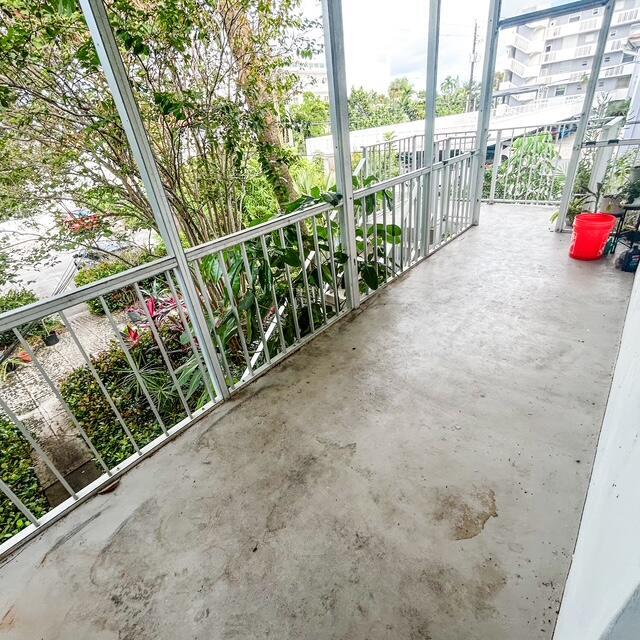 Building Photo - 23 S Lakeside Dr