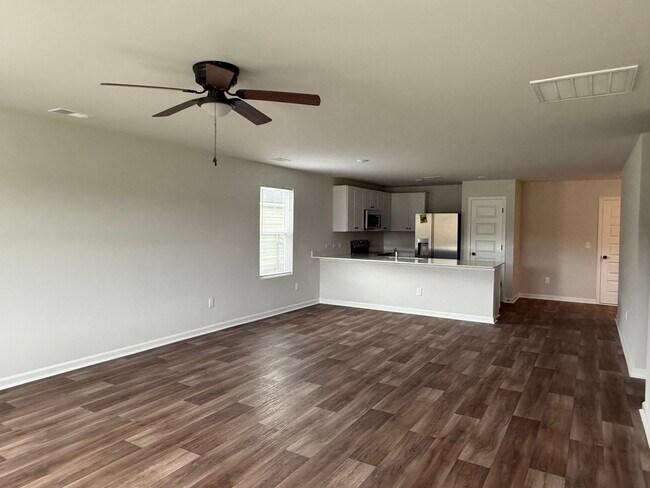 Building Photo - 1119 Cooper Hawk Ln SW