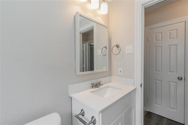 Building Photo - 316 S 2nd St