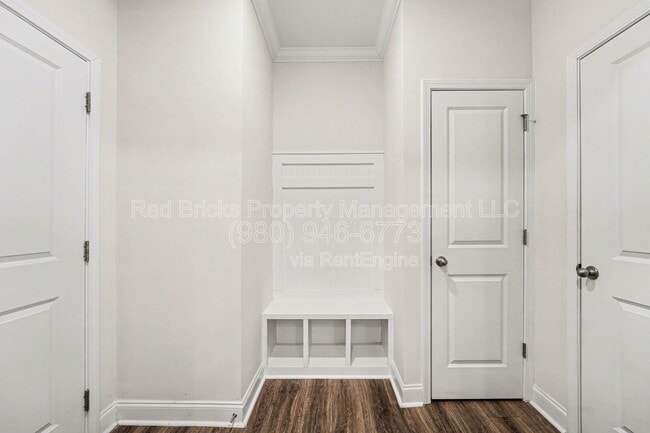 Building Photo - 4178 Steel Wy