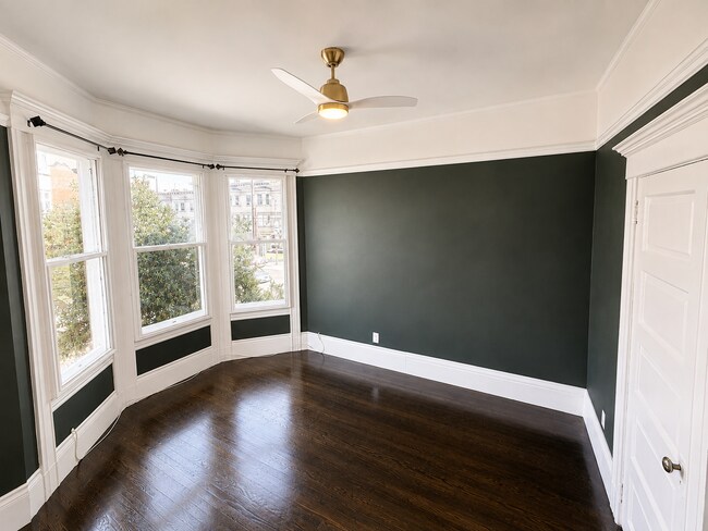 Building Photo - Luxury 3BR Victorian | Designer Home | Mission District | In-Unit Landry