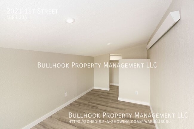 Building Photo - 2021 1st St