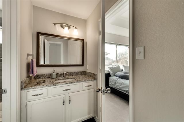 Building Photo - 5835 Willow Wood Ln