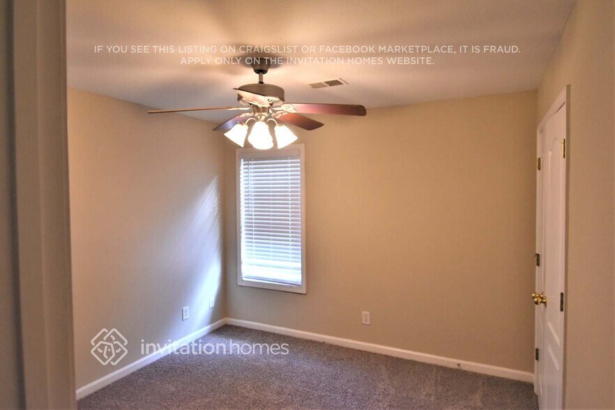 Building Photo - 101 Hunters Chase