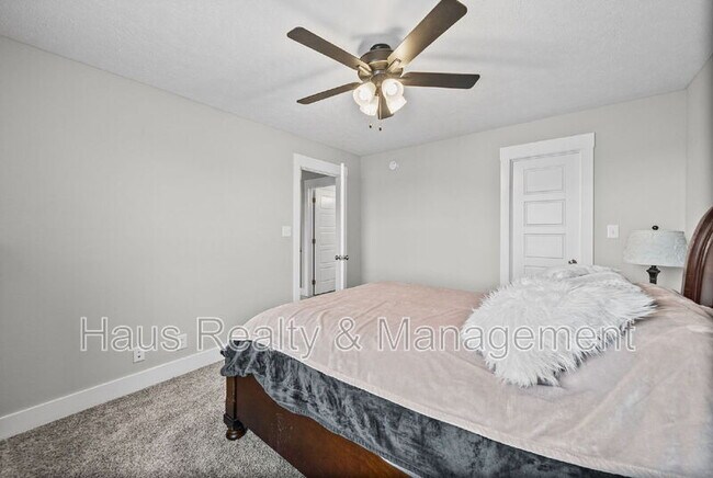 Building Photo - 538 Fieldview Wy
