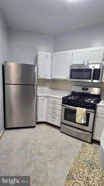 Building Photo - 14314 Climbing Rose Way