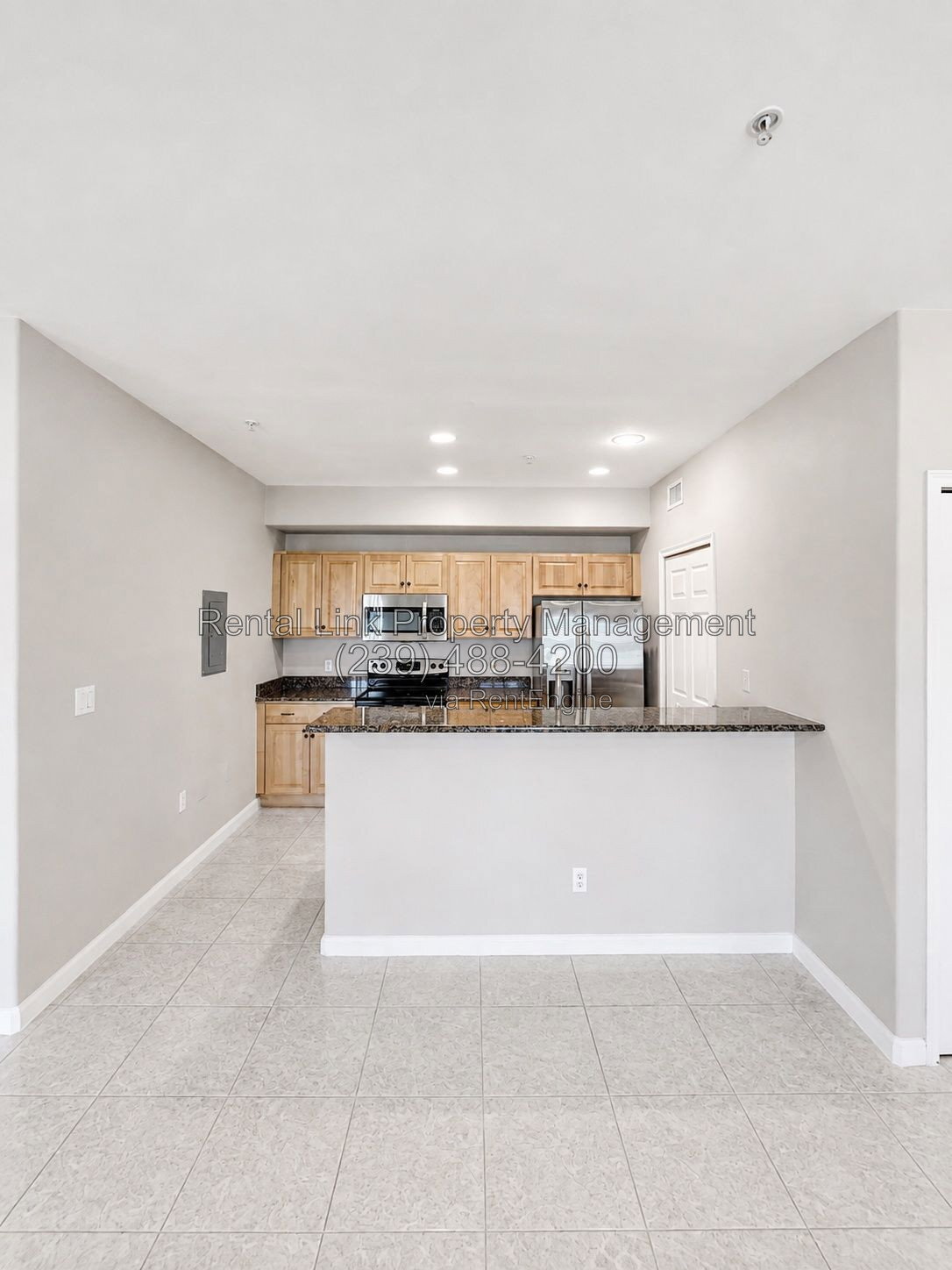 Building Photo - 13100 Bella Casa Cir