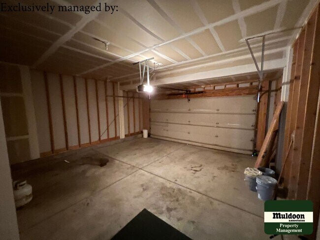 Building Photo - Beautiful home in Claremont Ranch