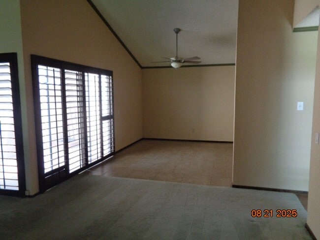 Building Photo - Rare One-Story Condo in College Terrace