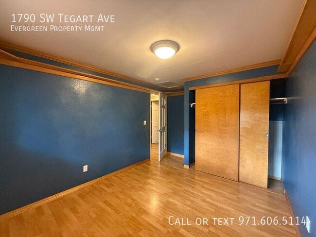 Building Photo - 1790 SW Tegart Ave