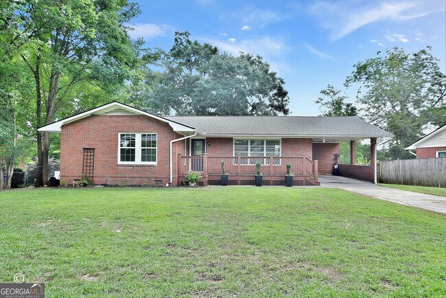 Building Photo - 2002 Marilon Dr