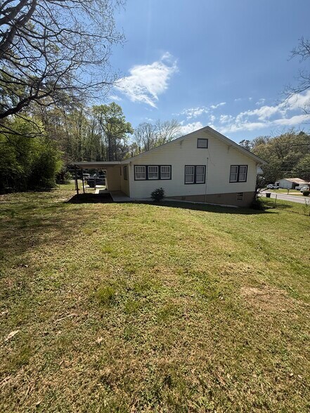 Building Photo - 941 McDonald Chapel Rd