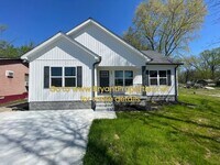 Building Photo - Springfield -  3 Bedroom - 2 Bath