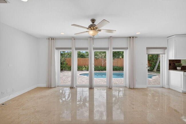 Building Photo - 2808 NE 22nd St