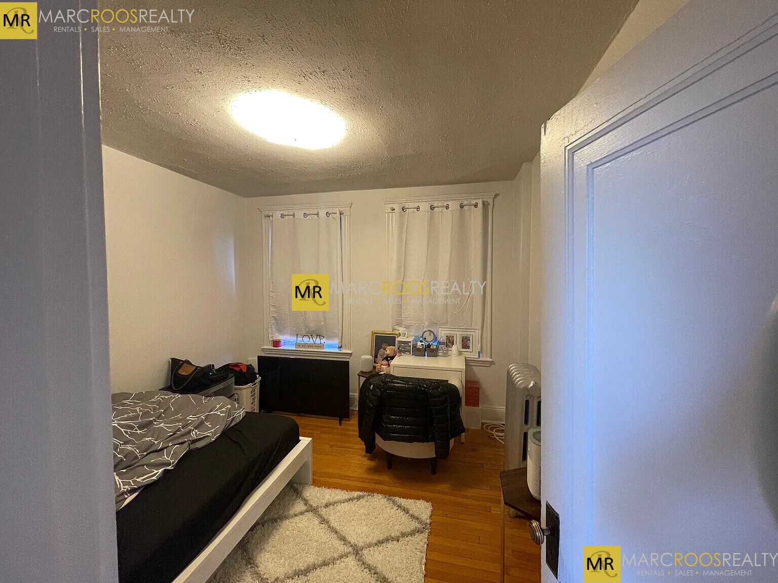 Building Photo - 39 Chester St