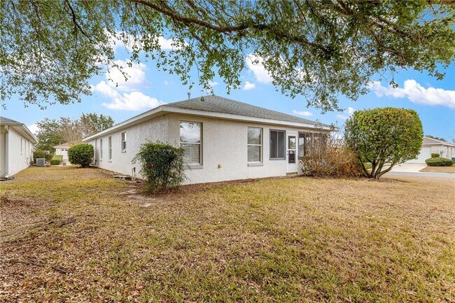 Building Photo - 9770 SW 92nd Place Rd