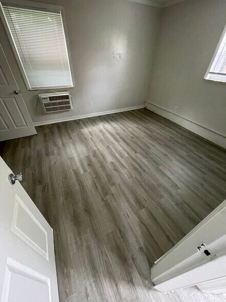 Bedroom - 780 Wells St