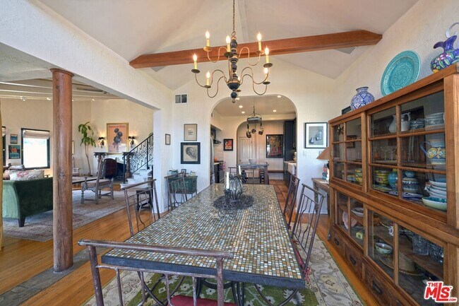 Building Photo - 6855 Los Altos Pl