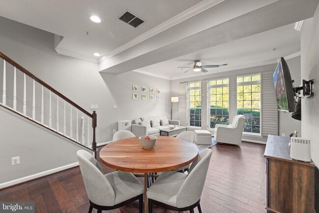 Building Photo - 43846 Artsmith Terrace