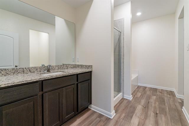 Building Photo - 212 Foster Ln