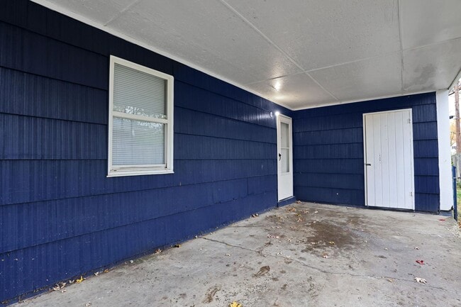 Building Photo - 4691 Janis Dr