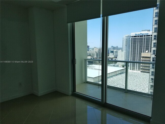 Building Photo - 300 S Biscayne Blvd